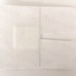 TORINOMED - Medicazone adesiva sterile con tampone antiaderente per fissaggio ago cannula, cm. 6.5 x 8 - conf. 100 pz.