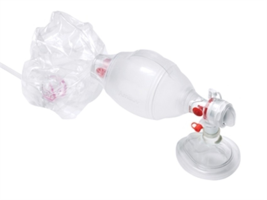 5240.jpg PALLONE RIANIMATORE AMBU SPUR II - pediatrico - con mascherina n°1 e sacca ossigeno