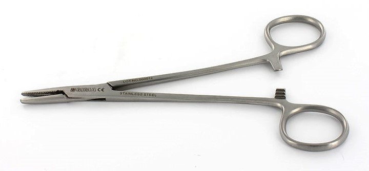 Torinomed - Porta aghi in acciaio inox Crile Wood - 15 cm Torinomed - Porta aghi in acciaio inox Crile Wood - 15 cm
