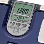 27293_a TORINOMED - MISURATORE COMPOSIZIONE CORPOREA OMRON BF511 Il monitor OMRON BF511 fornisce una misurazione completa della composizione del corpo con precisione clinica; si tratta di un dispositivo medico adatto anche per bambini.