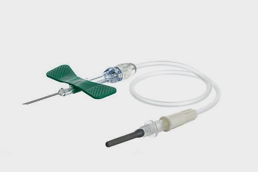TORINOMED - Aghi a farfalla NIPRO SAFETOUCH 21G di sicurezza (0,80 x 19 mm.) con Adattatore Luer preassemblato