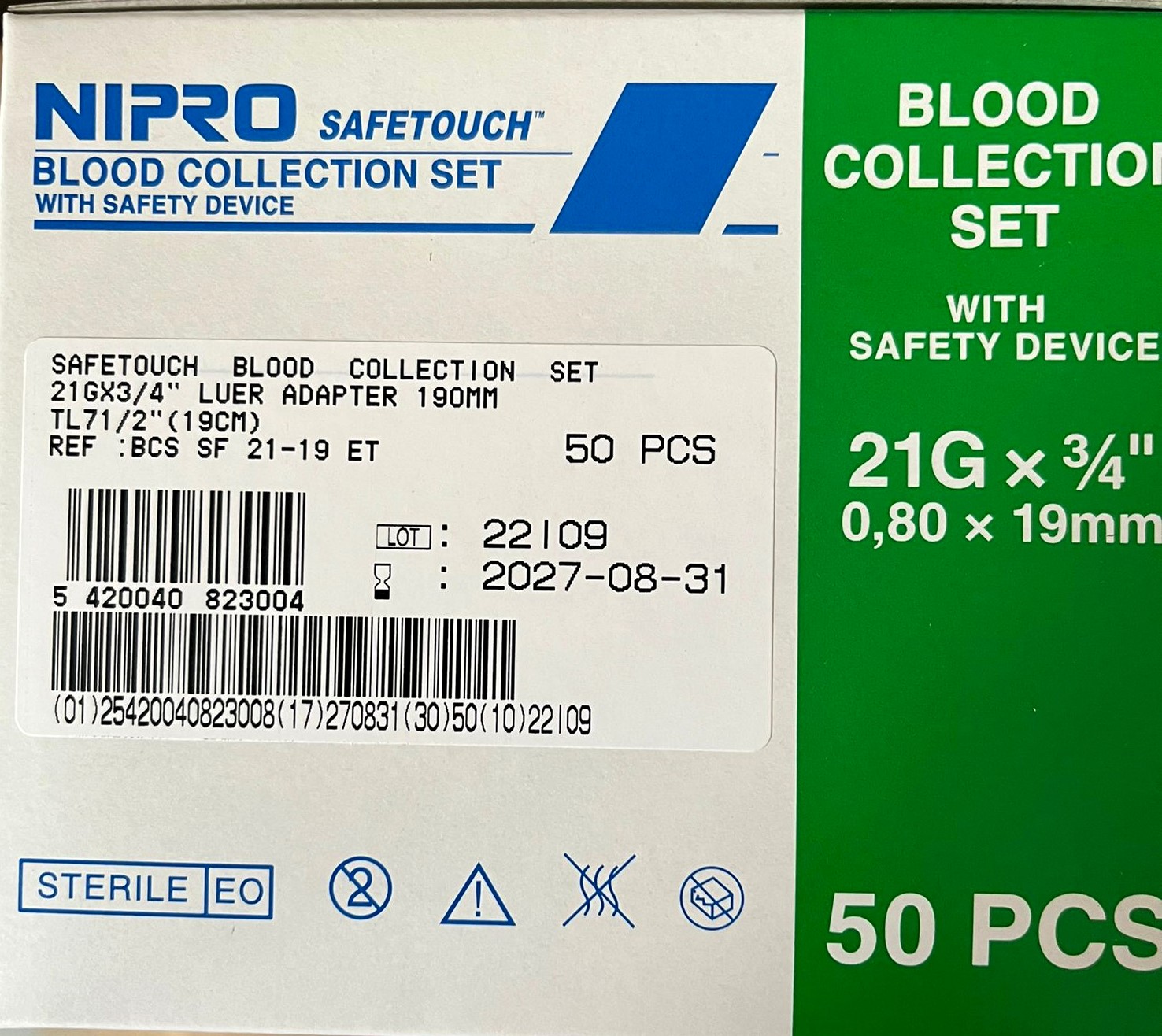 TORINOMED - Aghi a farfalla NIPRO SAFETOUCH 21G di sicurezza (0,80 x 19 mm.) con Adattatore Luer preassemblato