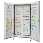 27942.44.45_a ARMADIO PORTAFARMACI - in bilaminato, spessore 20 mm. - 100 x 60 x h. 195 cm. - con tesoretto per stupefacenti